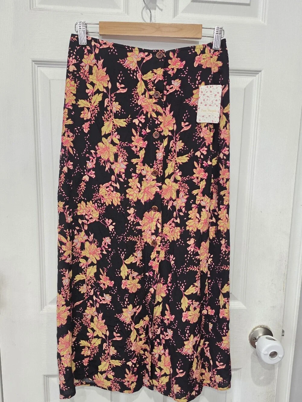 Free People Women's Retro Love Midi Skirt Size 4 NWT